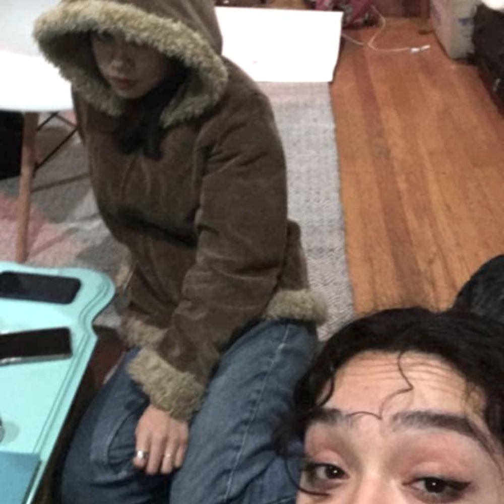 Meet your Posher, Sade